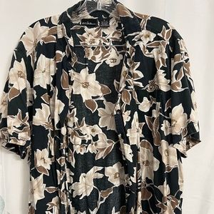 Erika Woman Floral Button Down Short Sleeve Shirt
